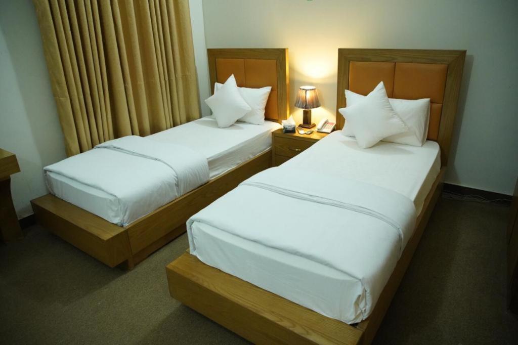 Hotel Red Line Islamabad Buitenkant foto