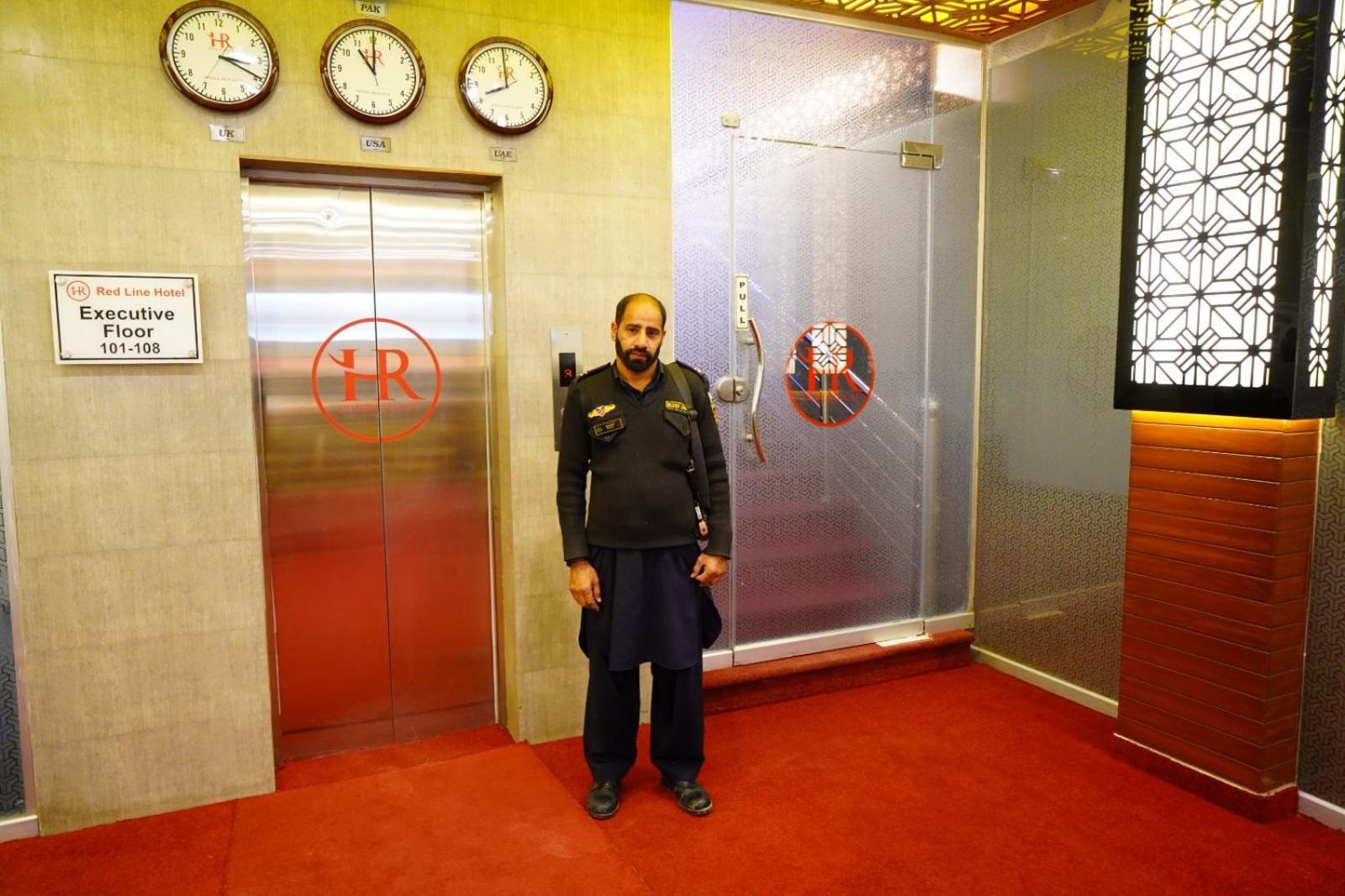 Hotel Red Line Islamabad Buitenkant foto